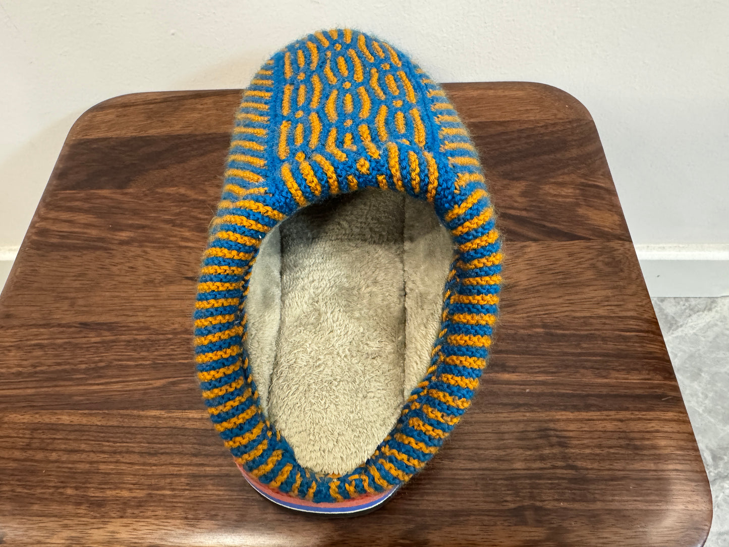 Handmade Cotton Slippers – Traditional Rural Craft from China
