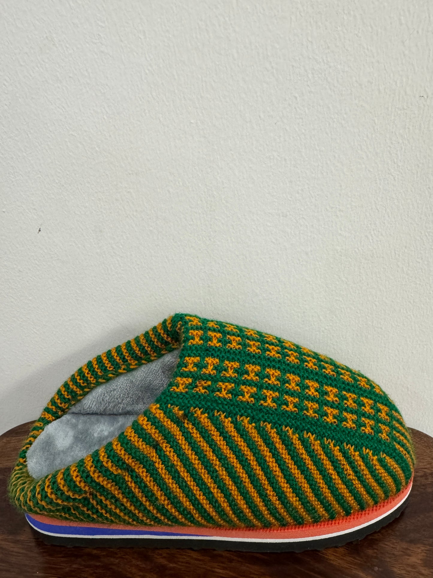 Handmade Cotton Slippers – Traditional Rural Craft from China