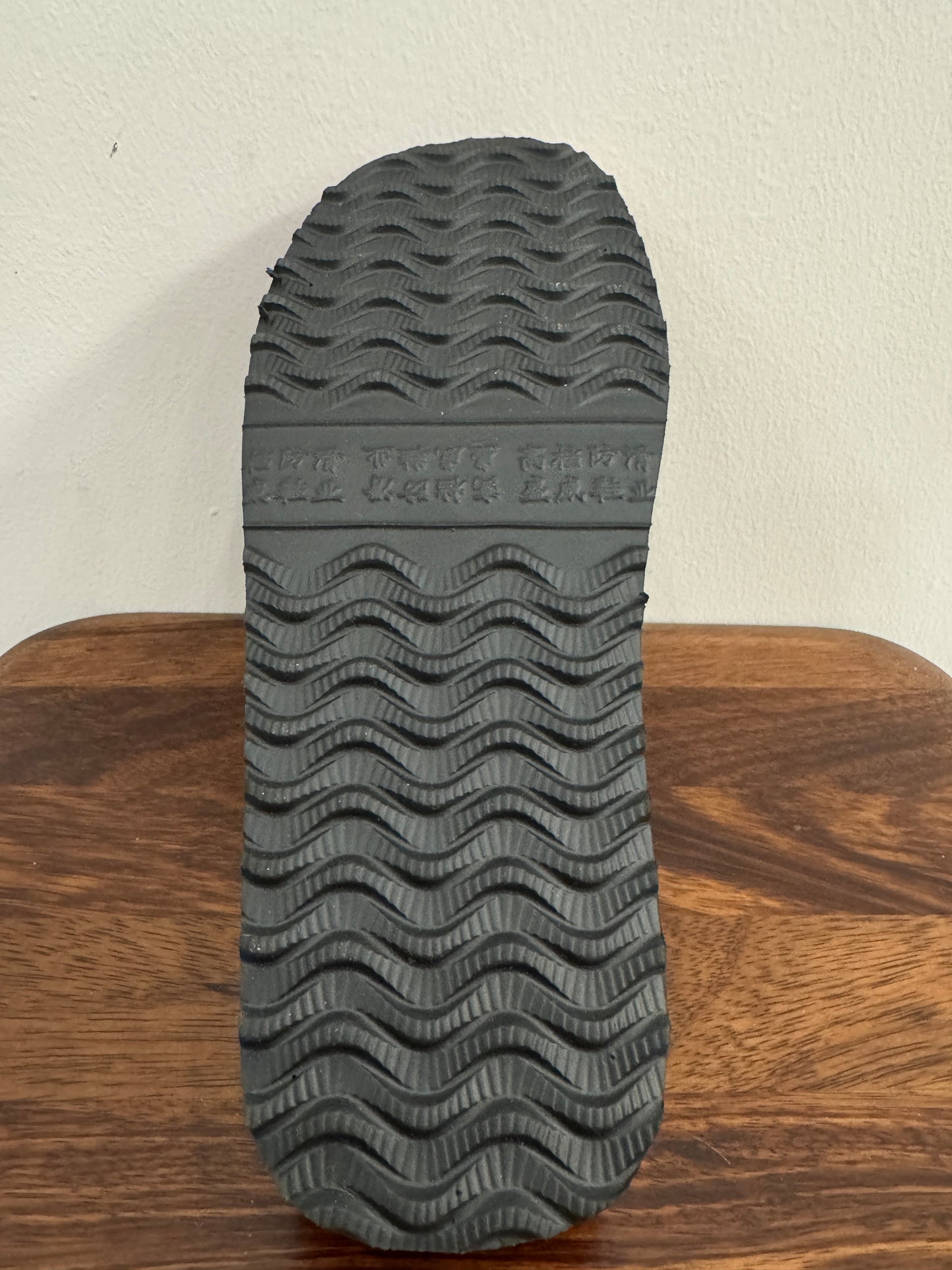 Handmade Cotton Slippers – Traditional Rural Craft from China