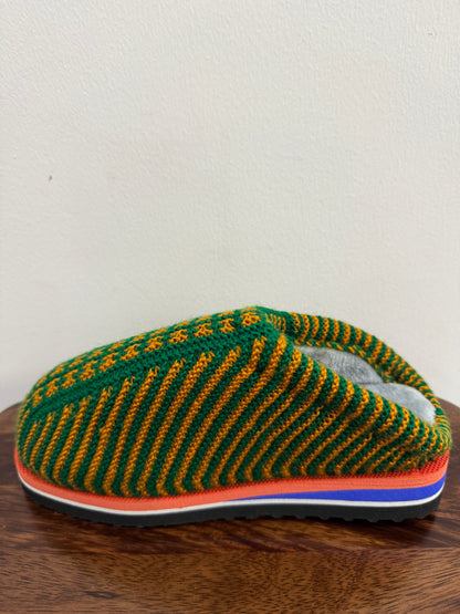 Handmade Cotton Slippers – Traditional Rural Craft from China