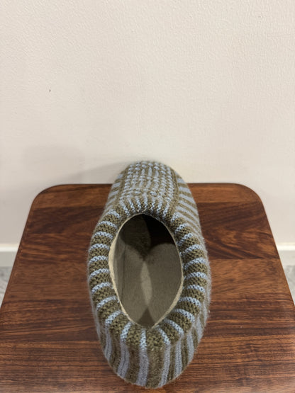 Handmade Cotton Slippers – Traditional Rural Craft from China