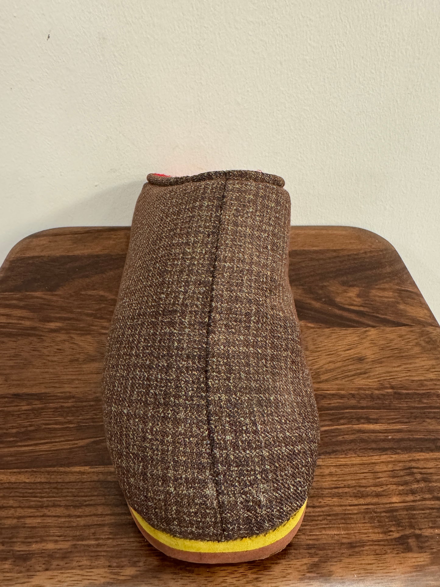 Handmade Cotton Slippers – Traditional Rural Craft from China