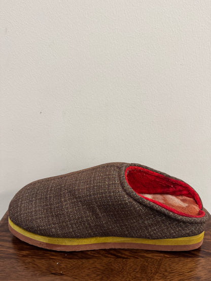 Handmade Cotton Slippers – Traditional Rural Craft from China