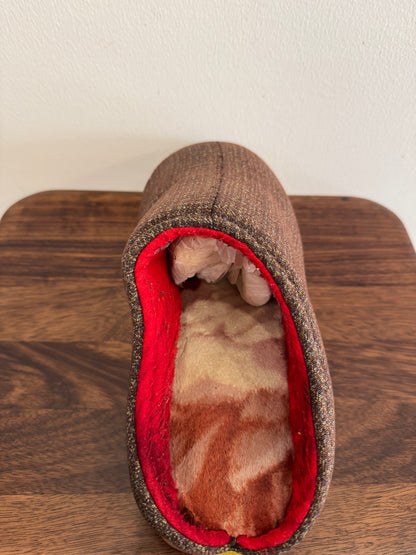 Handmade Cotton Slippers – Traditional Rural Craft from China
